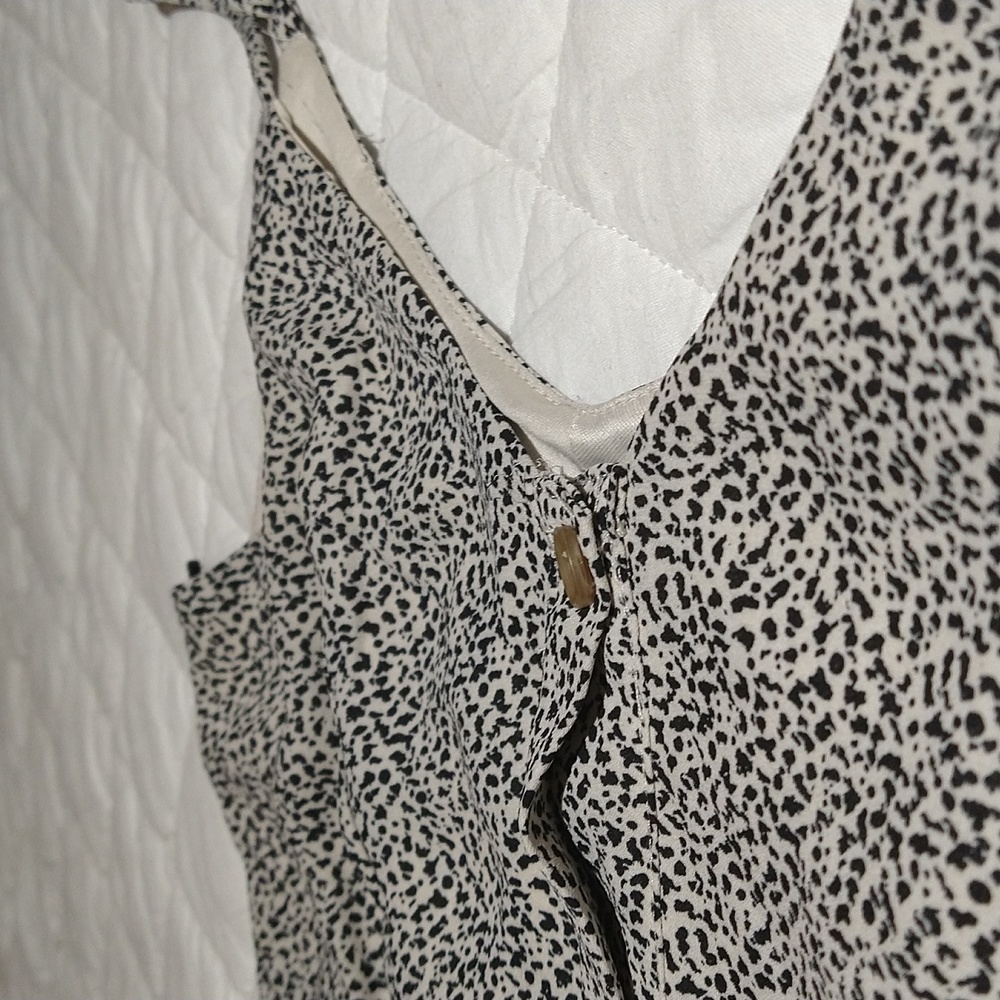 Sienna Sky midi dress - Picture 8 of 13